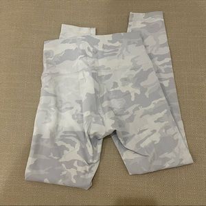 Lululemon Wunder Under Hi Rise 25” camo